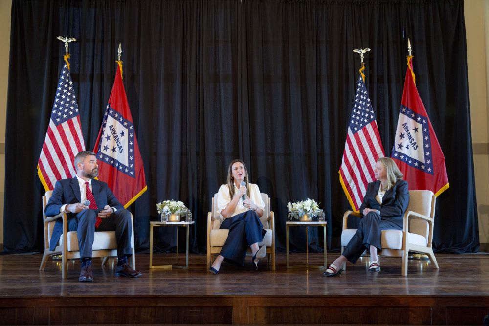 Josh McGee, Sarah Huckabee Sanders, Sarah McKenzie